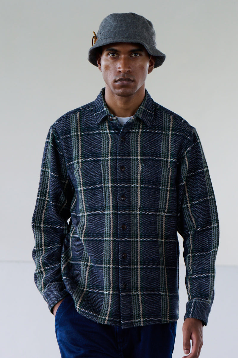 No111 Round Tail Overshirt