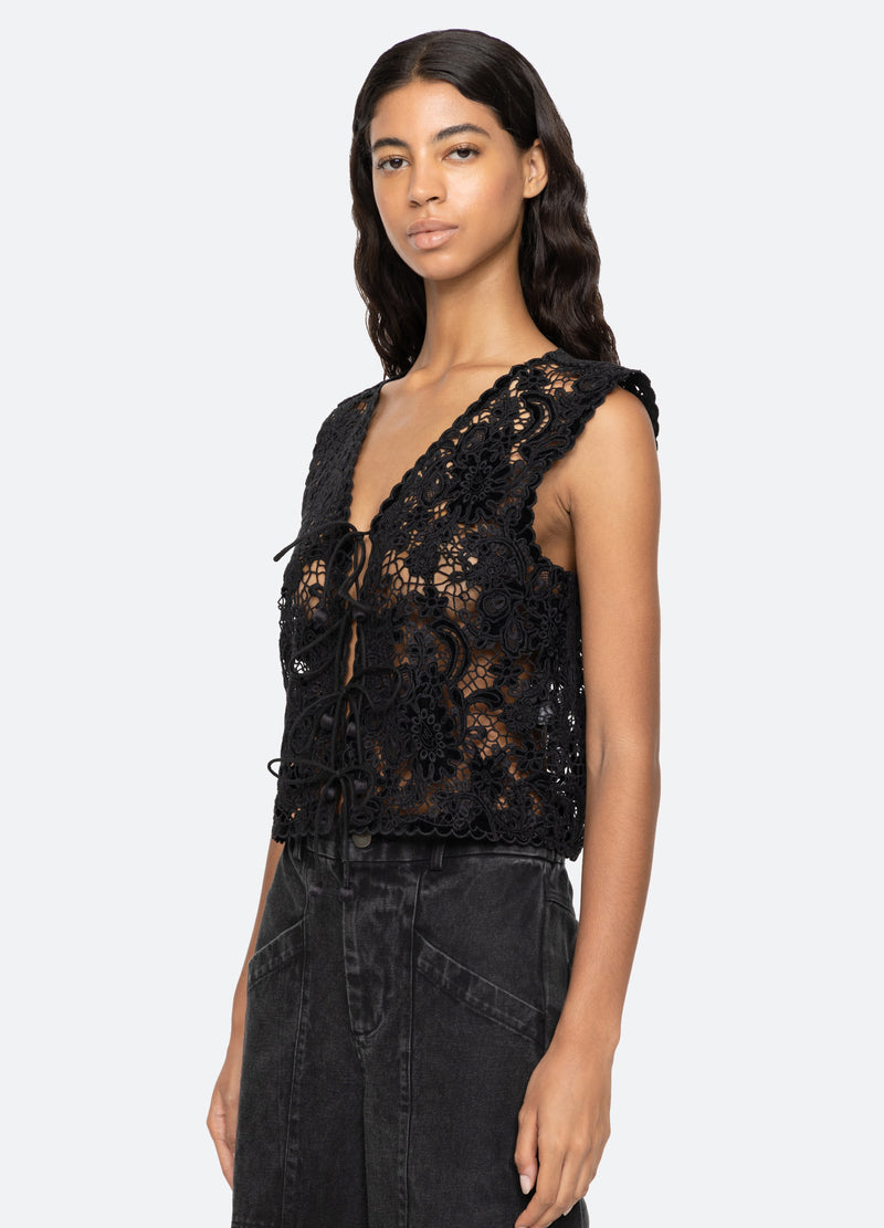 Sabine Embroidered Vest Black