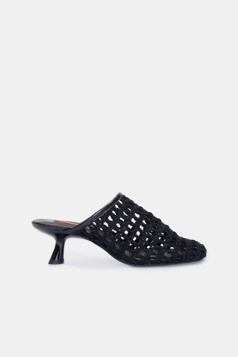 Crochet Beep Mule Black